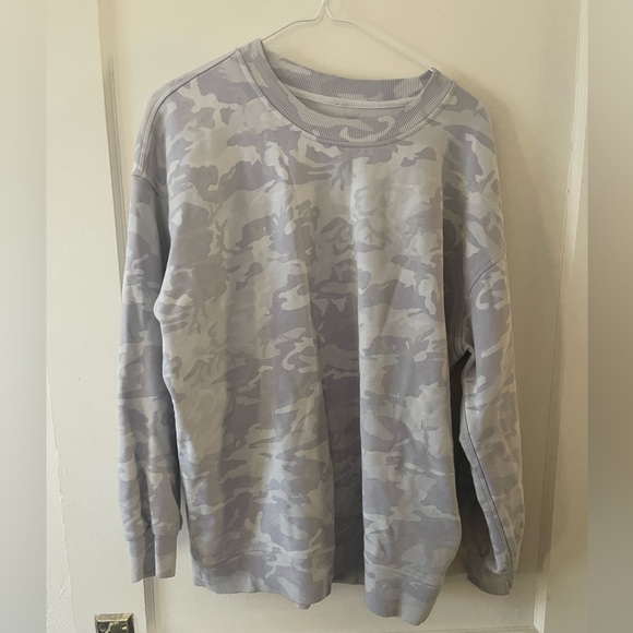 lululemon athletica Tops - LULULEMON perfectly oversized crewneck lavender and grey color size medium